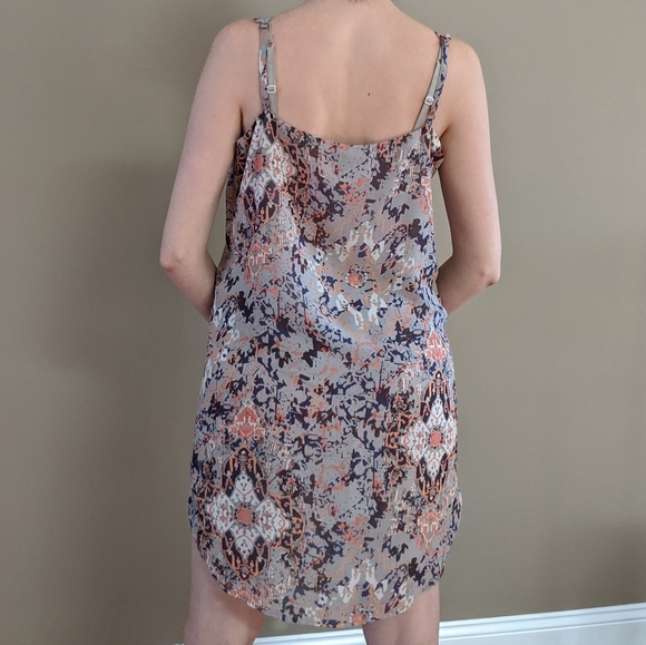EUC CAbi M Gray Print Sleeveless Fresco Slip Dress - Picture 4 of 8